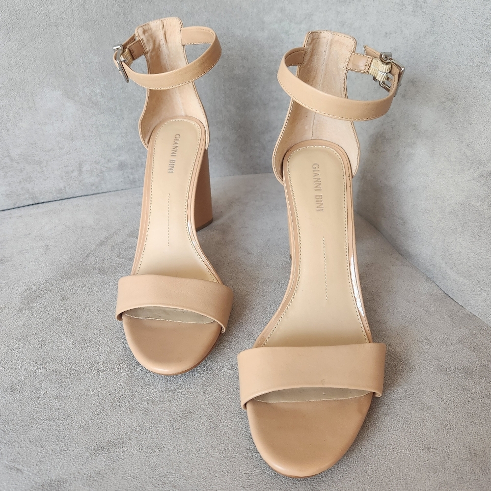Gianni Bini Heeled Sandals 11 Nude Cream Leather Joenah Dressy Clean Beauty New